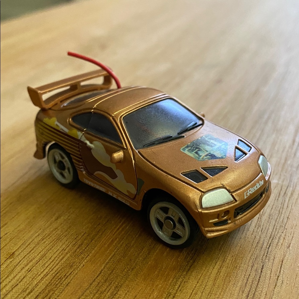 Radio Shack 2003 Geoffrey INC Toyota Racer Car only no control untested